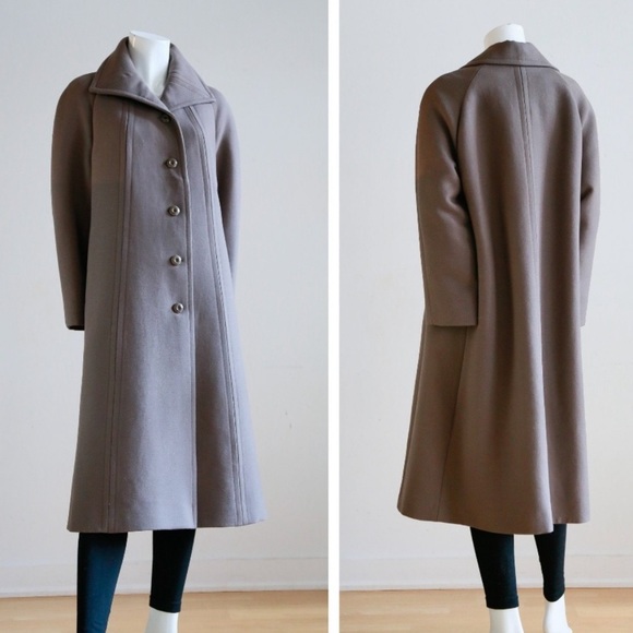 Gorgeous Minimalist Beige A-Line Wool Classic Coat - Picture 2 of 6